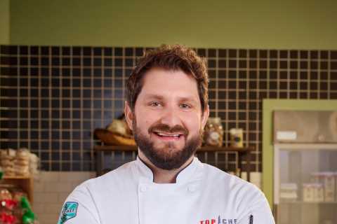Top Chef winner Gabe Erales apologizes after he was FIRED for ‘sexual harassment’ &amp; ‘affair..