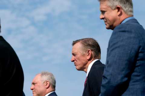 In the Capitol, the Delta Variant Spreads Worry and Partisanship
