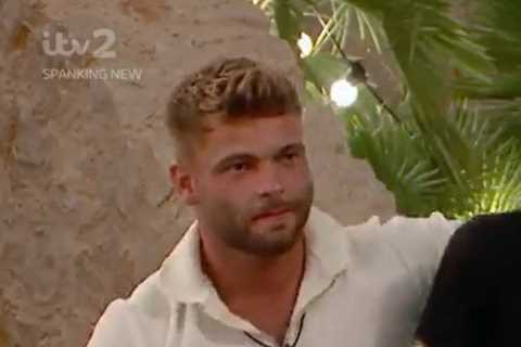 Love Island fans spot Jake looks fuming he can’t snog anyone after admitting he has a girlfriend in ..