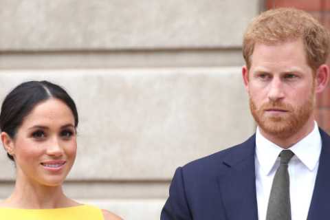 Royal aides ‘could launch legal action against Meghan Markle and Prince Harry’ if duke’s memoir is..