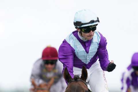 Alcohol Free leaves rivals punch-drunk with impressive win in Sussex Stakes at Glorious Goodwood