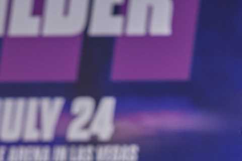 Boxing fans in for incredible night with Tyson Fury vs Deontay Wilder set to follow Joe Joyce AND..