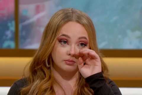 Teen Mom Jade Cline sobs and says she thought she’d ‘die as she was blue from lack of oxygen’..