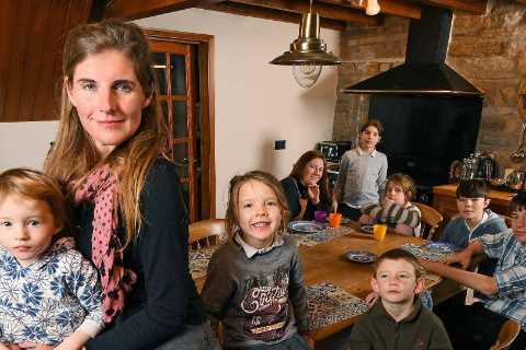 Our Yorkshire Farm’s Amanda Owen leaves children screaming as she’s asked about plans for TENTH baby