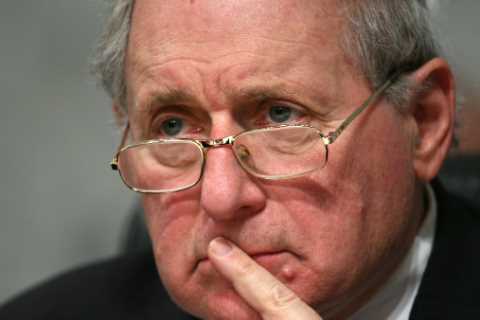 Carl Levin, the Senate Scourge of Corporate America, Dies at 87