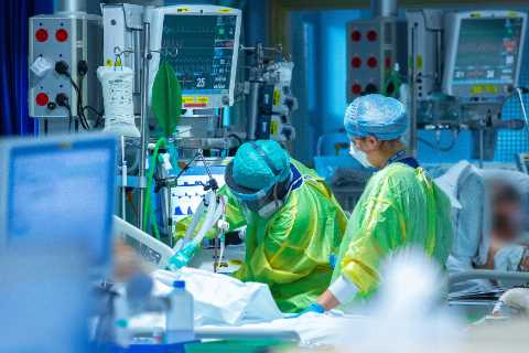 Number of Covid patients in hospital falls in fresh sign pandemic is in retreat