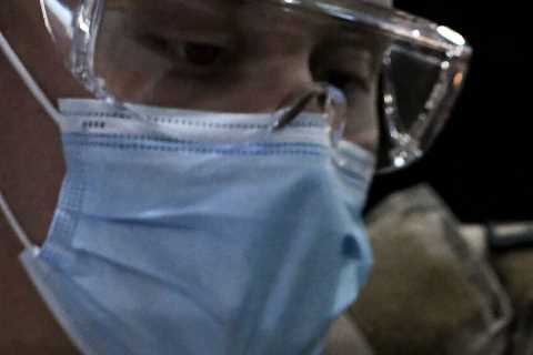 Short of the Mandate They Crave, Military Leaders Race to Vaccinate Troops