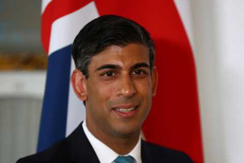 Rishi Sunak battling Cabinet to save summer holidays abroad