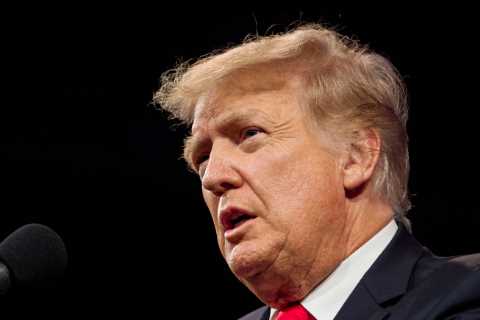 Treasury must turn over Trump’s taxes to Congress, the Justice Dept. says.