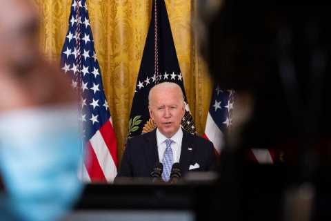 ‘Covid With a Vengeance’ Consumes U.S. Politics
