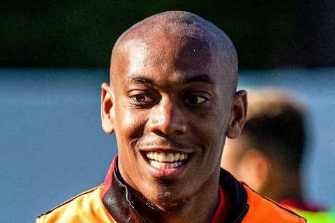 Man Utd star Anthony Martial unveils new look in training as he shaves off hair ahead of new season