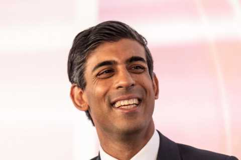 Rishi Sunak is in pole position to replace Boris Johnson as Tory boss, say party members