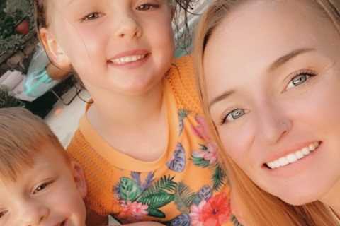 Teen Mom Maci Bookout accused of looking ‘unrecognizable’ in ‘photoshopped’ selfie with kids Jayde, ..