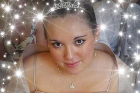 Mum-of-three, 25, dies from Covid after saying she was ‘nervous’ and ‘too busy’ to have jabs