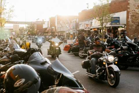 Hundreds of Thousands of Bikers Expected in Sturgis Despite Delta Variant