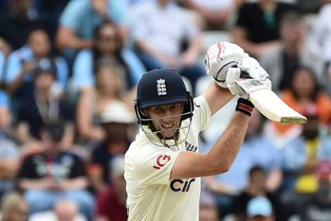 Joe Root scores incredible century to drag England back into the First Test against India
