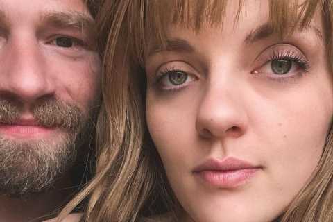 Alaskan Bush People’s Raiven Adams tells baby daddy Bear Brown ‘it’s always been you’ as they..