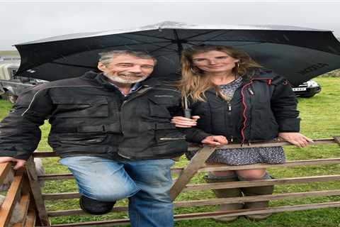 Our Yorkshire Farm’s Amanda Owen reveals why husband Clive doesn’t appear in ANY of her social..