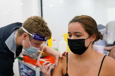 UK Covid cases rise by 28,612 in a day as infections remain low three weeks after Freedom Day