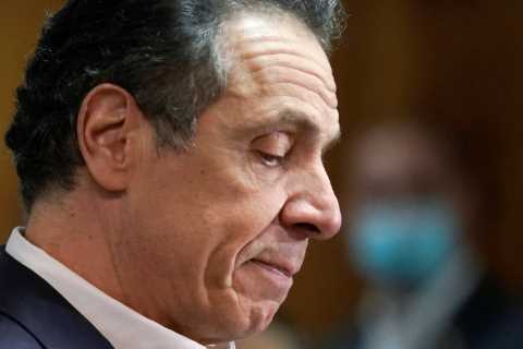 Democrats Face a New Reality: Cuomo Is Replaceable. But With Whom?