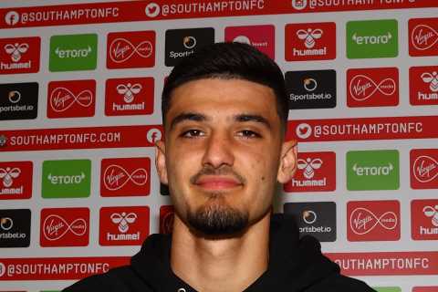 Chelsea ace Armando Broja completes season-long loan transfer to Southampton to link up with Tino..