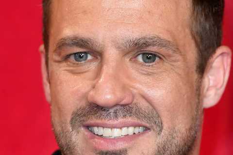 Hollyoaks hunk Jamie Lomas has found love with stunning dentist Jess Bell – years after Kim Marsh..