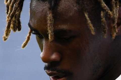 Ex-PSG loanee Moise Kean deletes all Everton social media posts and writes ‘back soon’ after Messi..