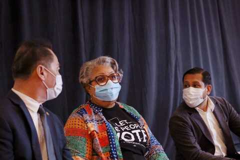 Texas Republicans order the arrest of Democrats who fled to block G.O.P. voting bill.