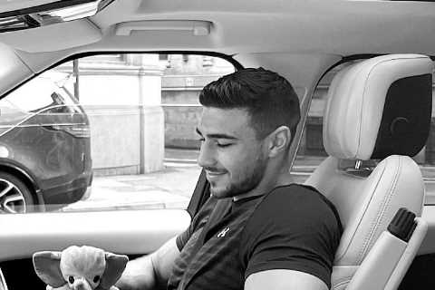 Molly-Mae Hague shares sweet snap of Tommy Fury after split rumours