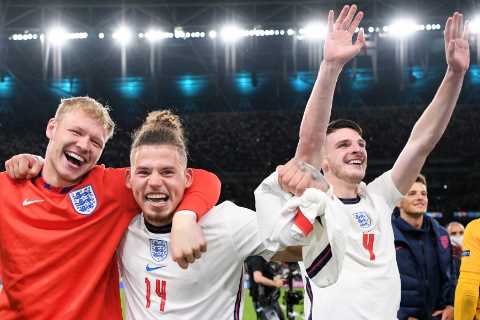 Arsenal’s Aaron Ramsdale transfer COLLAPSES over Sheff Utd’s £35m fee with England keeper left..