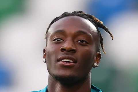 Chelsea ‘accept £34m Roma offer for Tammy Abraham with buy-back option but Arsenal transfer target..