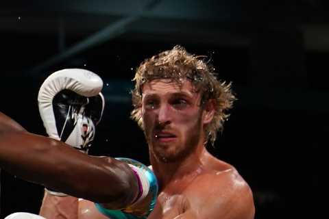 Floyd Mayweather earned over £1.6m per punch landed in Logan Paul exhibition after boxing legend..