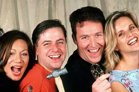 Remember these dire Changing Rooms makeovers? From blow-up chairs to MDF ‘masterpieces’ get ready..