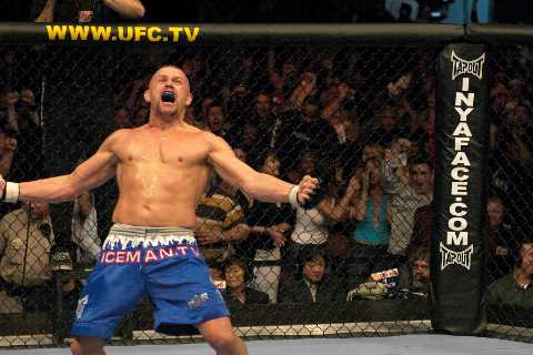 BKFC not interested in taking ‘a risk’ signing 51-year-old UFC legend Chuck Liddell, despite MMA..
