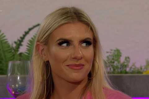 Love Island star Chloe Burrows’ dad left ‘unimpressed’ after she brags about sex with Toby in the..