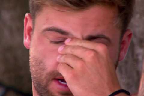 Love Island fans accuse Jake of ‘fake crying’ after split with Liberty