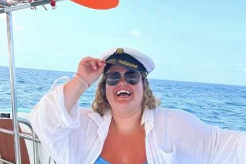 Gogglebox’s Amy Tapper admits ‘nerves’ as she poses in swimming costume after 3.5 stone weight loss
