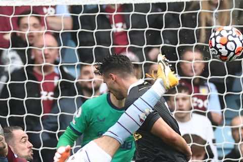Man Utd and Arsenal missed trick by not signing Ings in £30m transfer and is upgrade on Martial,..