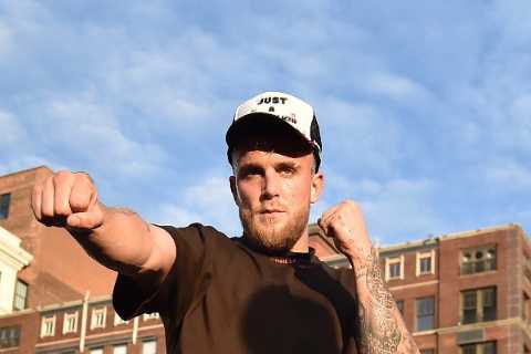 Jake Paul, Tommy Fury and Co train in street as boxing stars prepare for fights at star-studded PPV ..