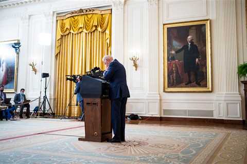 After Two Decades of Fighting Taliban, U.S. Is Uneasy Partners With Them