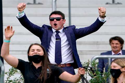 Huge punt on Windsor runner backed from 14-1 into hot favourite on debut for football super agent..