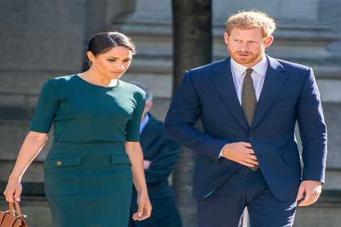 Prince Harry and Meghan Markle ‘risk fading into obscurity like Edward VIII and Wallis Simpson’,..
