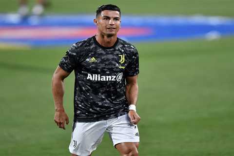 Berbatov reveals what Ronaldo’s return to Man Utd means for Rashford, Cavani, Martial &amp;..
