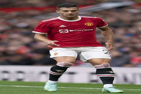 Diogo Dalot’s Man Utd transfer exit blocked by Ole Gunnar Solskjaer after defender looked set for..