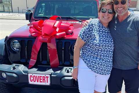 Bachelor ex host Chris Harrison surprises mom with $50K car on birthday after ‘getting $15M’ in..