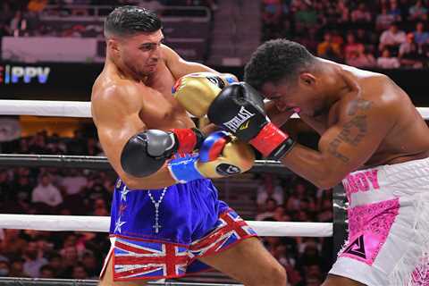 Tommy Fury slammed as ‘ass’ and ‘not very good’ by UFC legends Daniel Cormier and Danis as rivals..