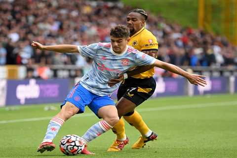 Man Utd star Daniel James set to become Leeds United’s record £30m transfer signing on Deadline Day