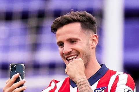 Chelsea confirm stunning £4.5m Saul Niguez loan transfer from Atletico Madrid with option to sign..