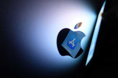 Apple Plans Another Tweak to Its Strict App Store Rules