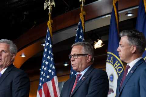 On Afghanistan, G.O.P. Assails the Pullout It Had Supported Under Trump
